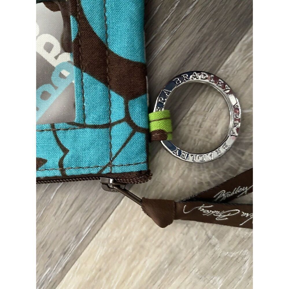 Vera Bradley LOLA Retired Pattern Fall 2013 Logo Key Ring ID Pocket CC Wallet - Picture 3 of 5